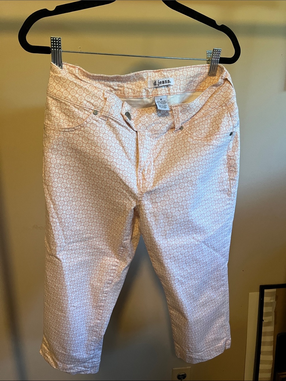 d. jeans Women's Light Pink Patterned Cropped Jeans